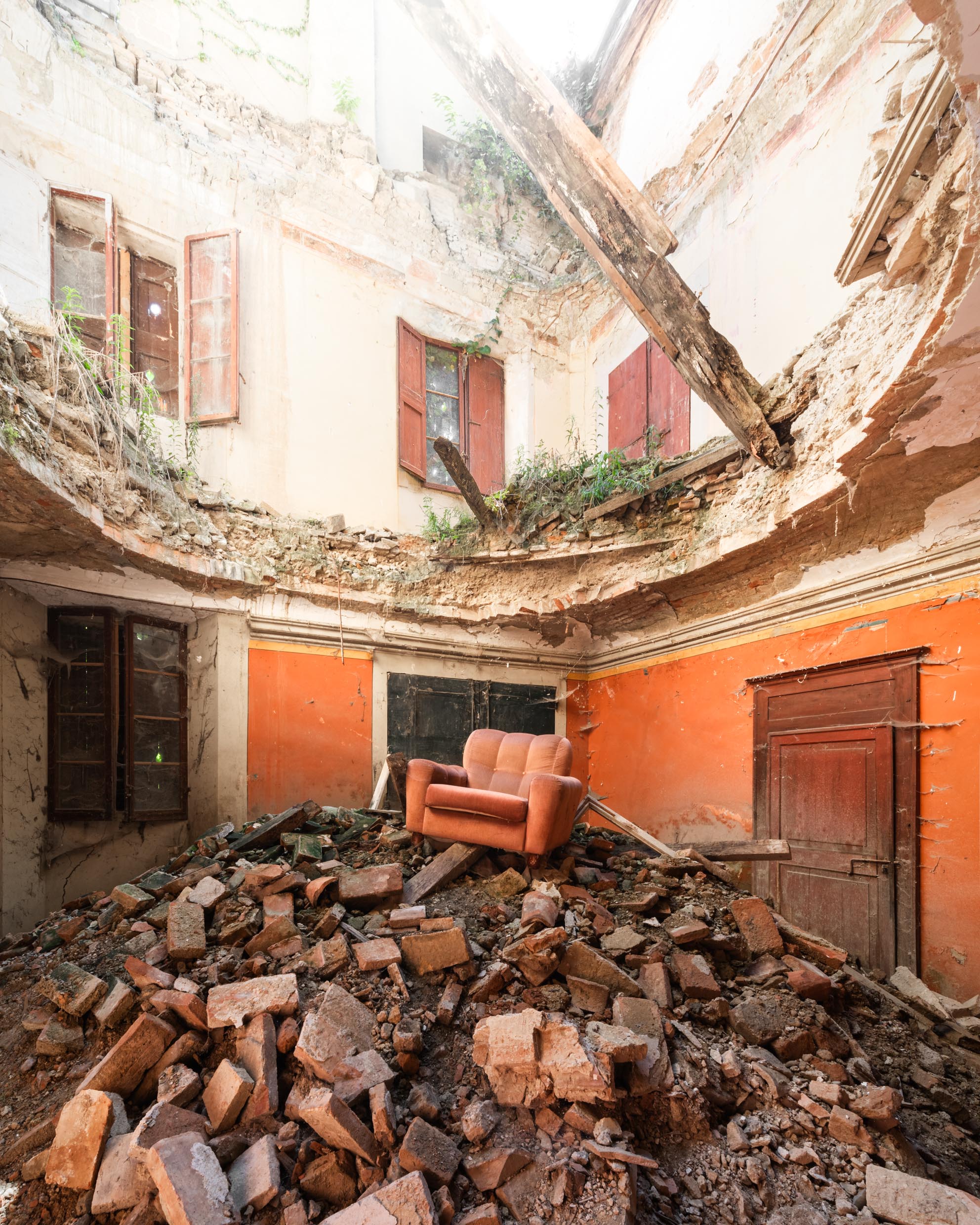 Throne of Rubble Throne of Rubble