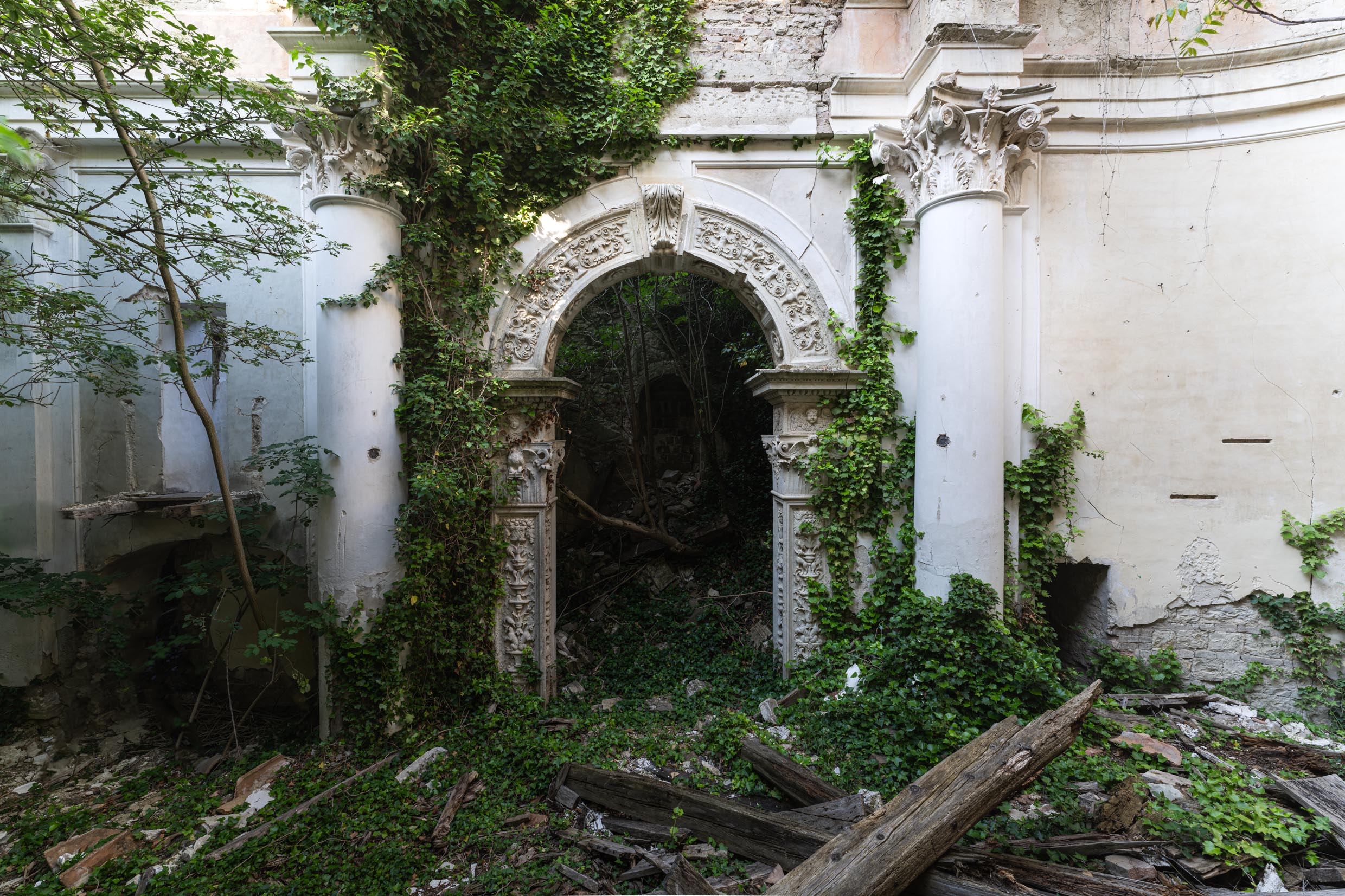 Archway Oasis