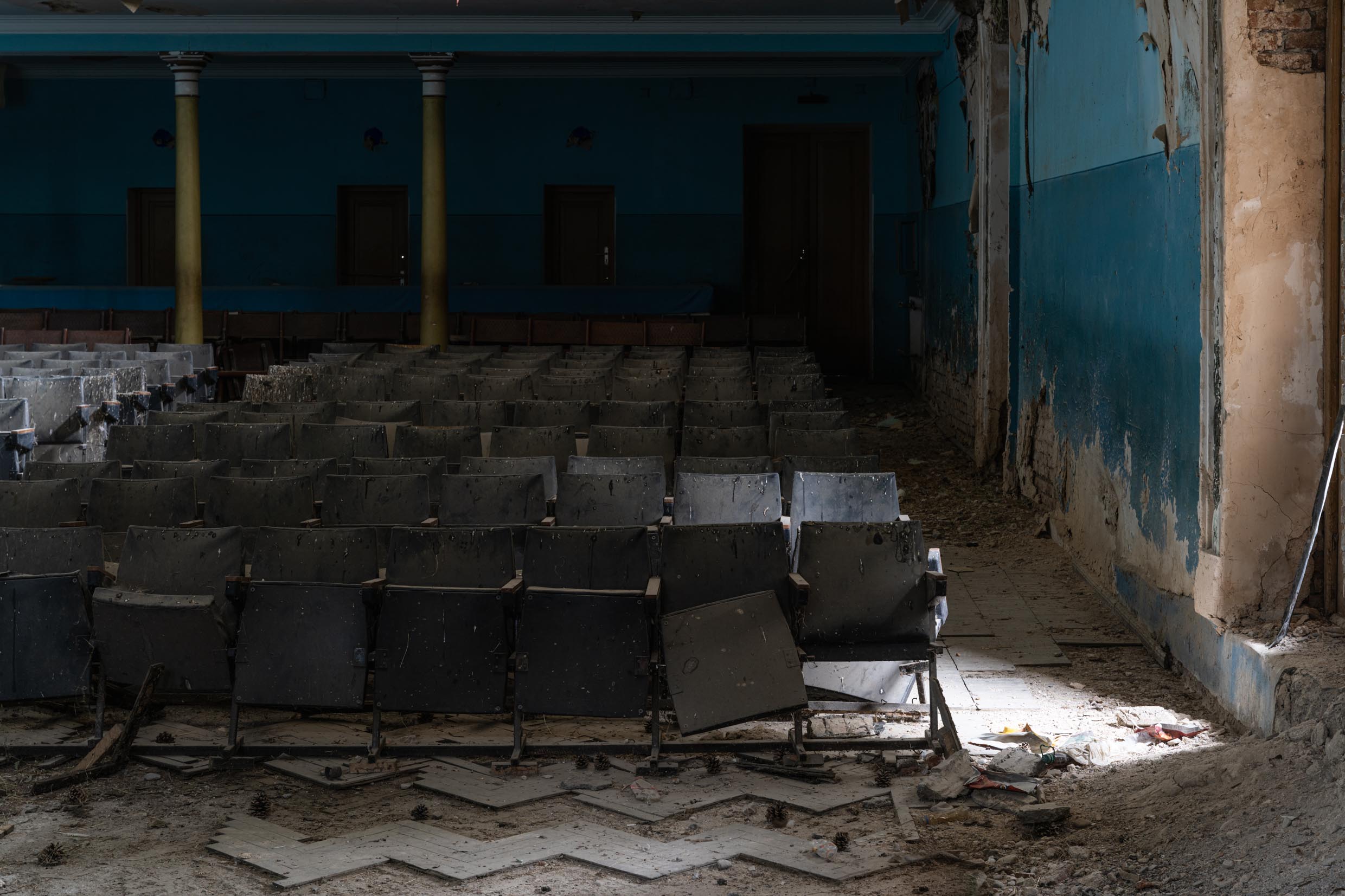 Latunnaya Lyustra Latunnaya Lyustra