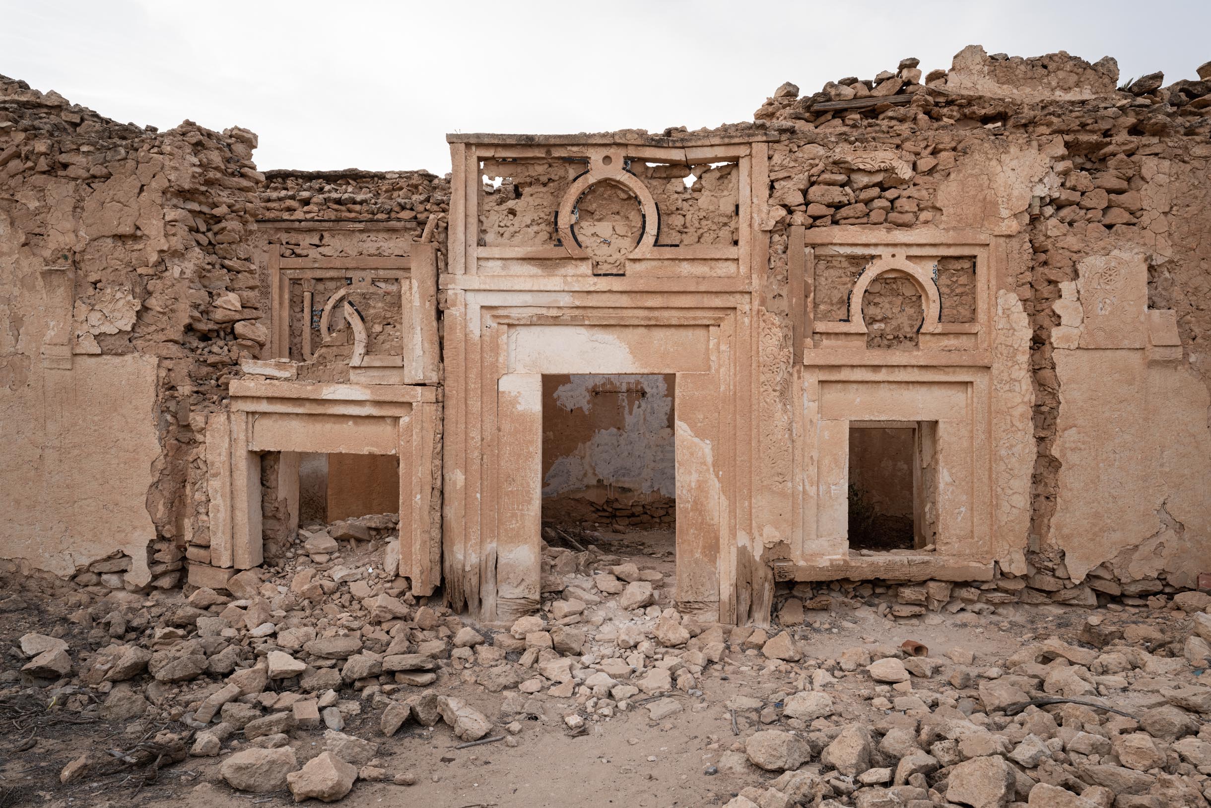 Alqasr Almunhar Alqasr Almunhar