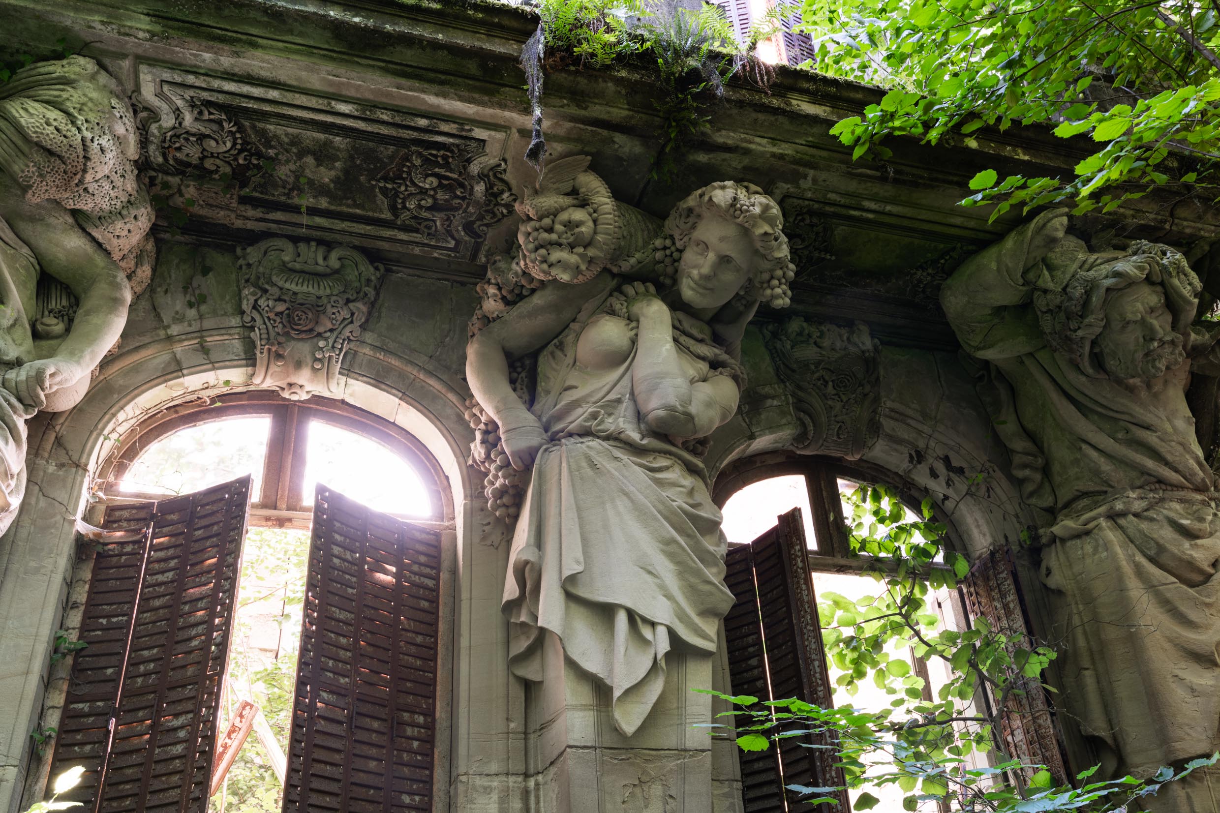 Château de Caryatides Château de Caryatides